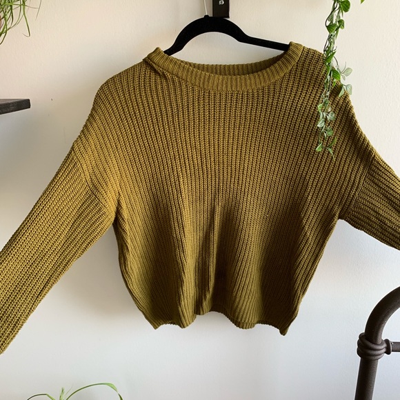 Urban Outfitters Olive Sweater - Picture 2 of 4
